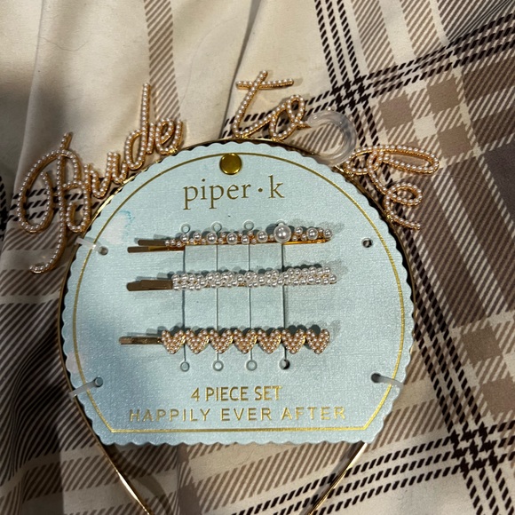 Bride to be headband - Picture 2 of 3